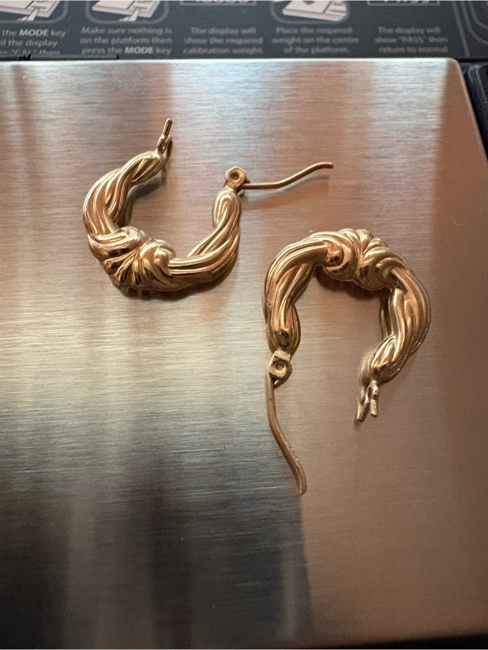 585 14K Gold Twisted Knot Hoop Earrings - Picture 3 of 3